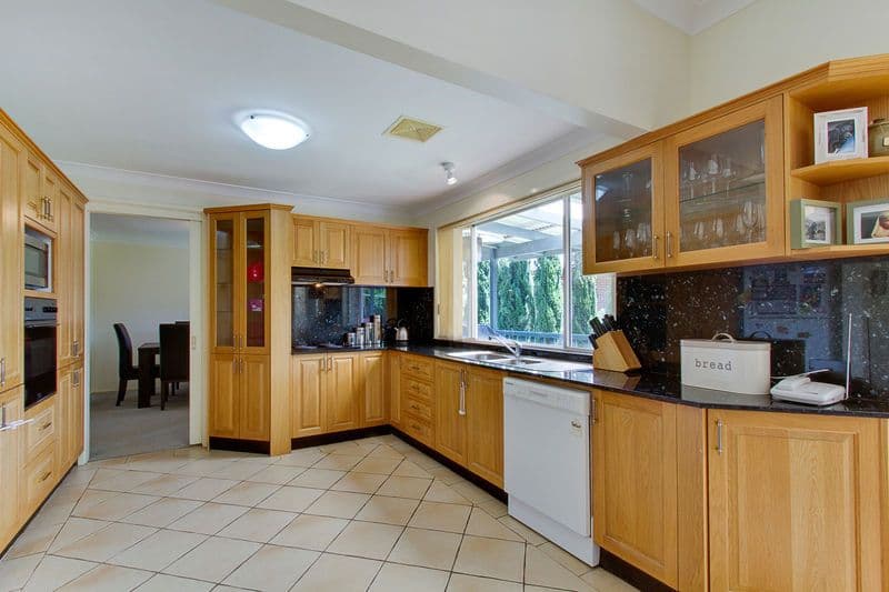 7  Yandiah Place, CASTLE HILL NSW 2154, Castle Hill - Thumbnail 3