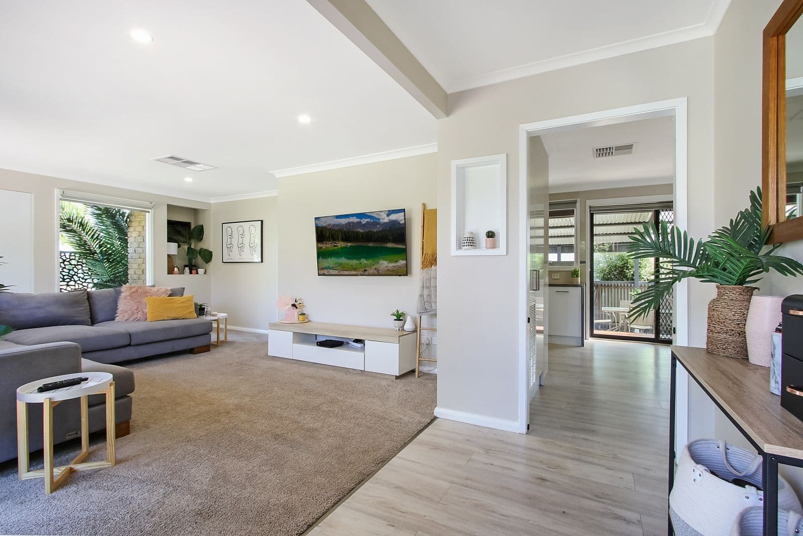 324 Cheyenne Drive, Lavington NSW 2641, Lavington - Thumbnail 2