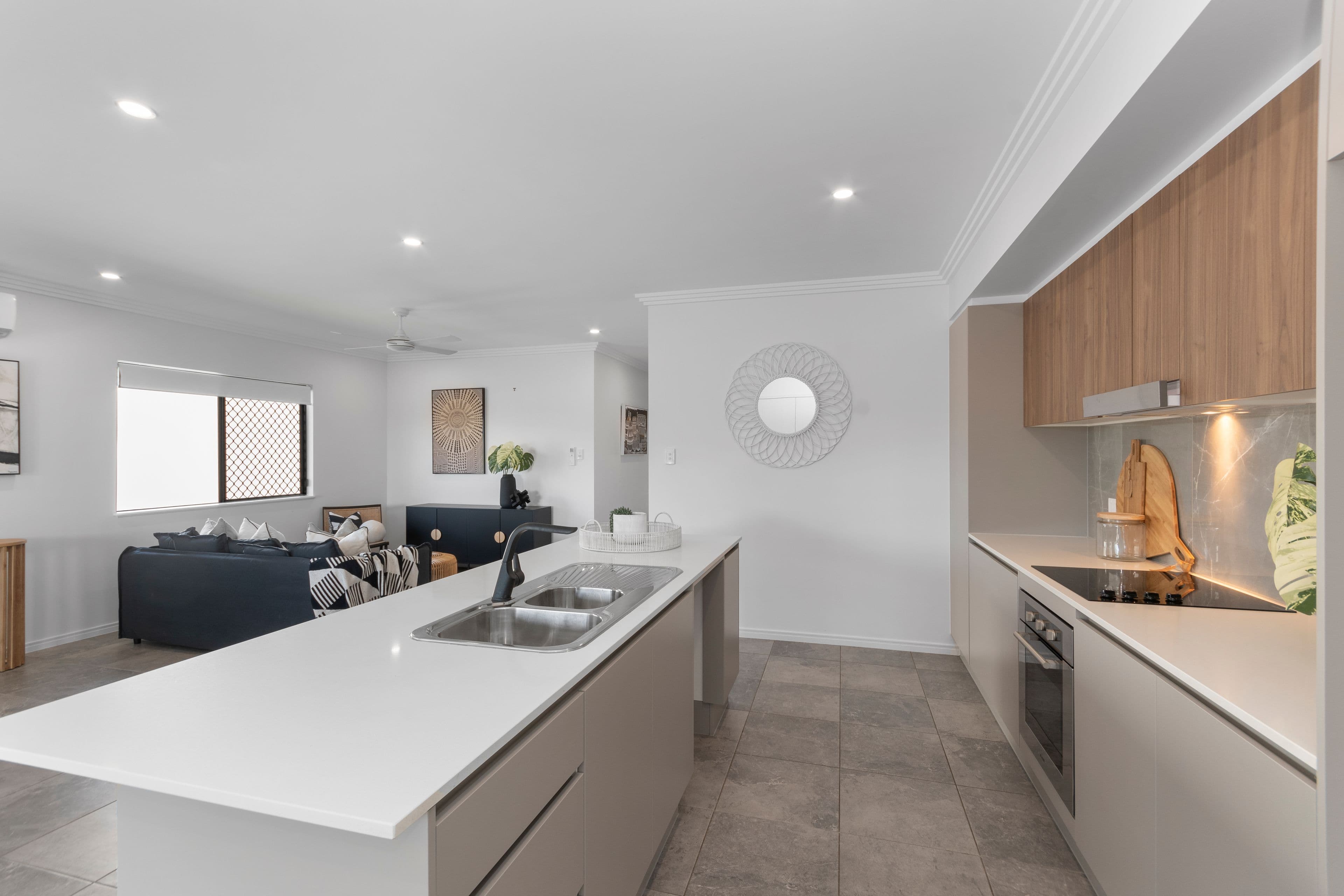 12 Milverton Circuit, Oonoonba QLD 4811, Oonoonba - Thumbnail 4