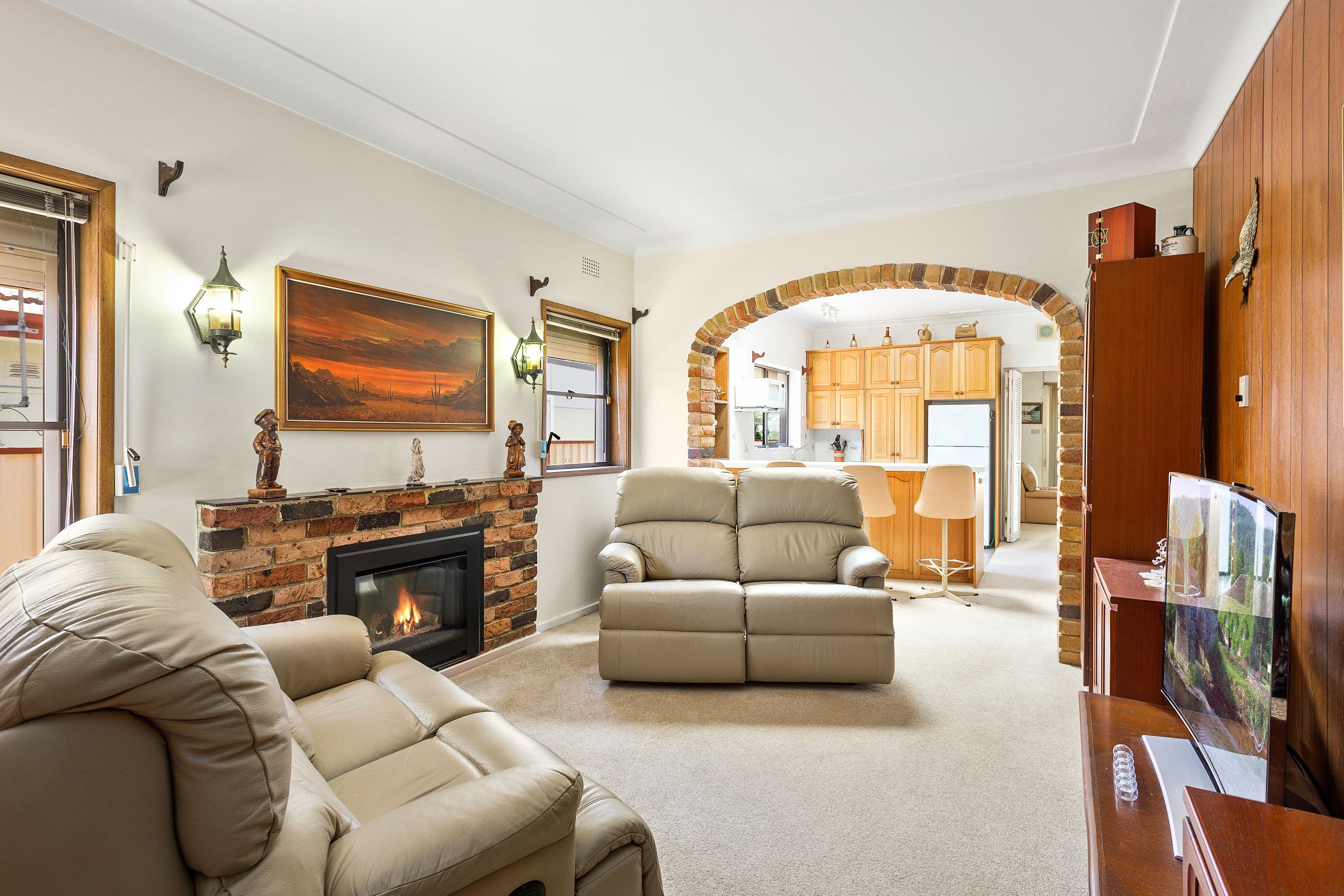 204 Bonds Road, Riverwood NSW 2210, Riverwood - Thumbnail 2