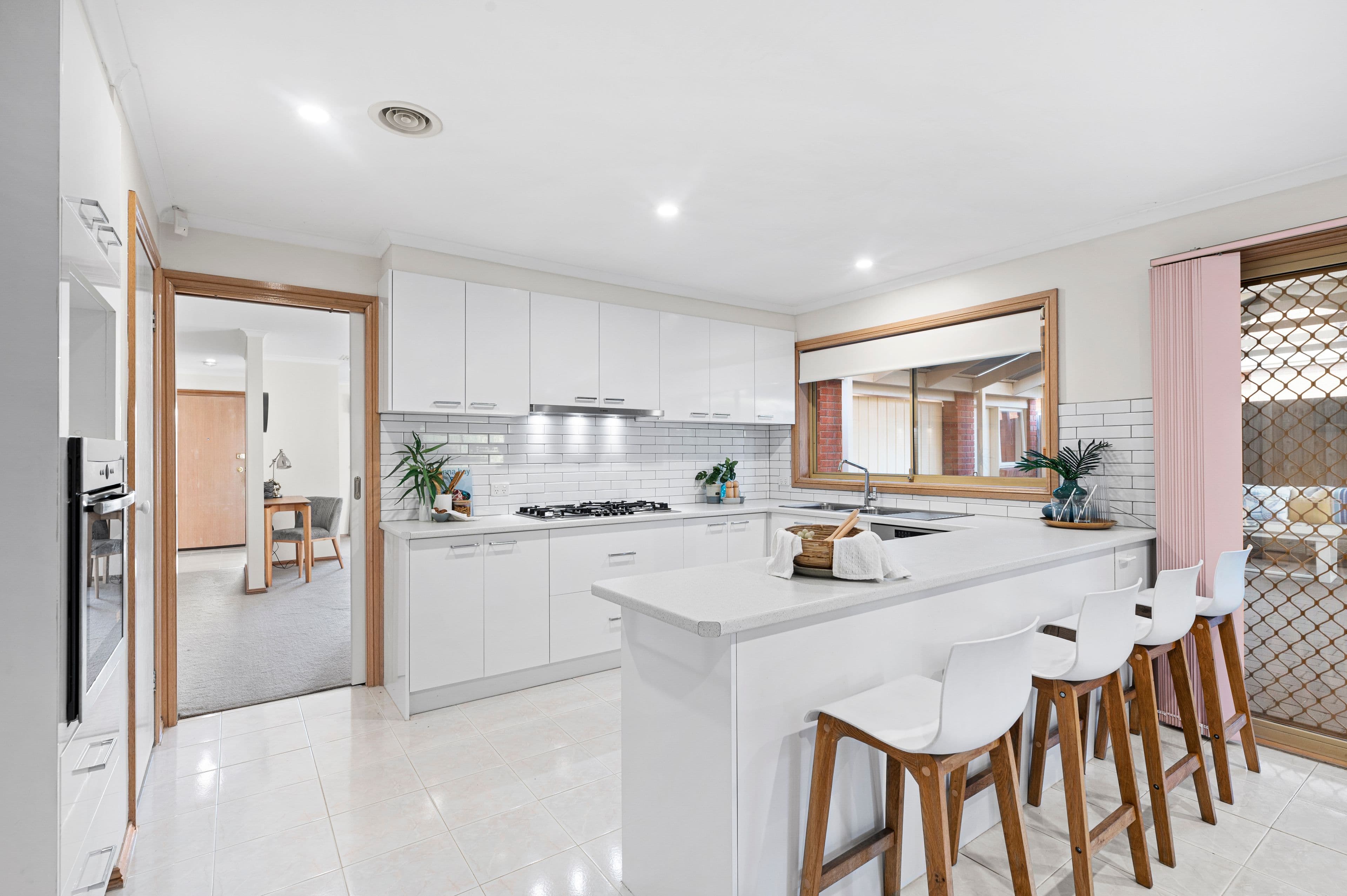 18 Bonaparte Place, Rowville VIC 3178, Rowville - Thumbnail 7