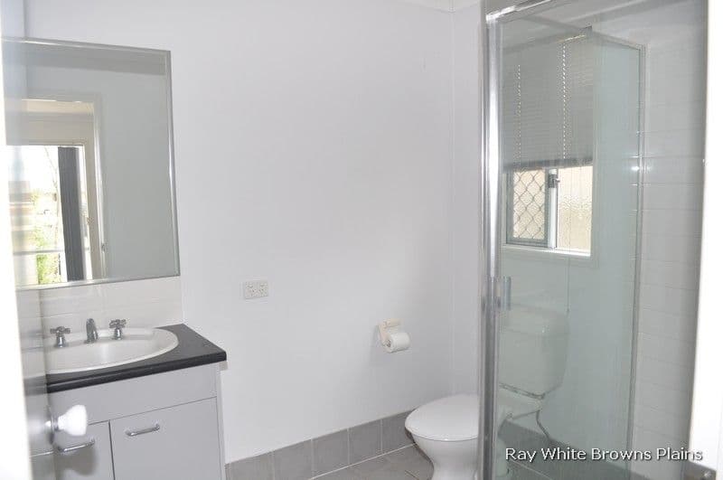 11 Lake Borumba Street, LOGAN RESERVE QLD 4133, Logan Reserve - Thumbnail 4