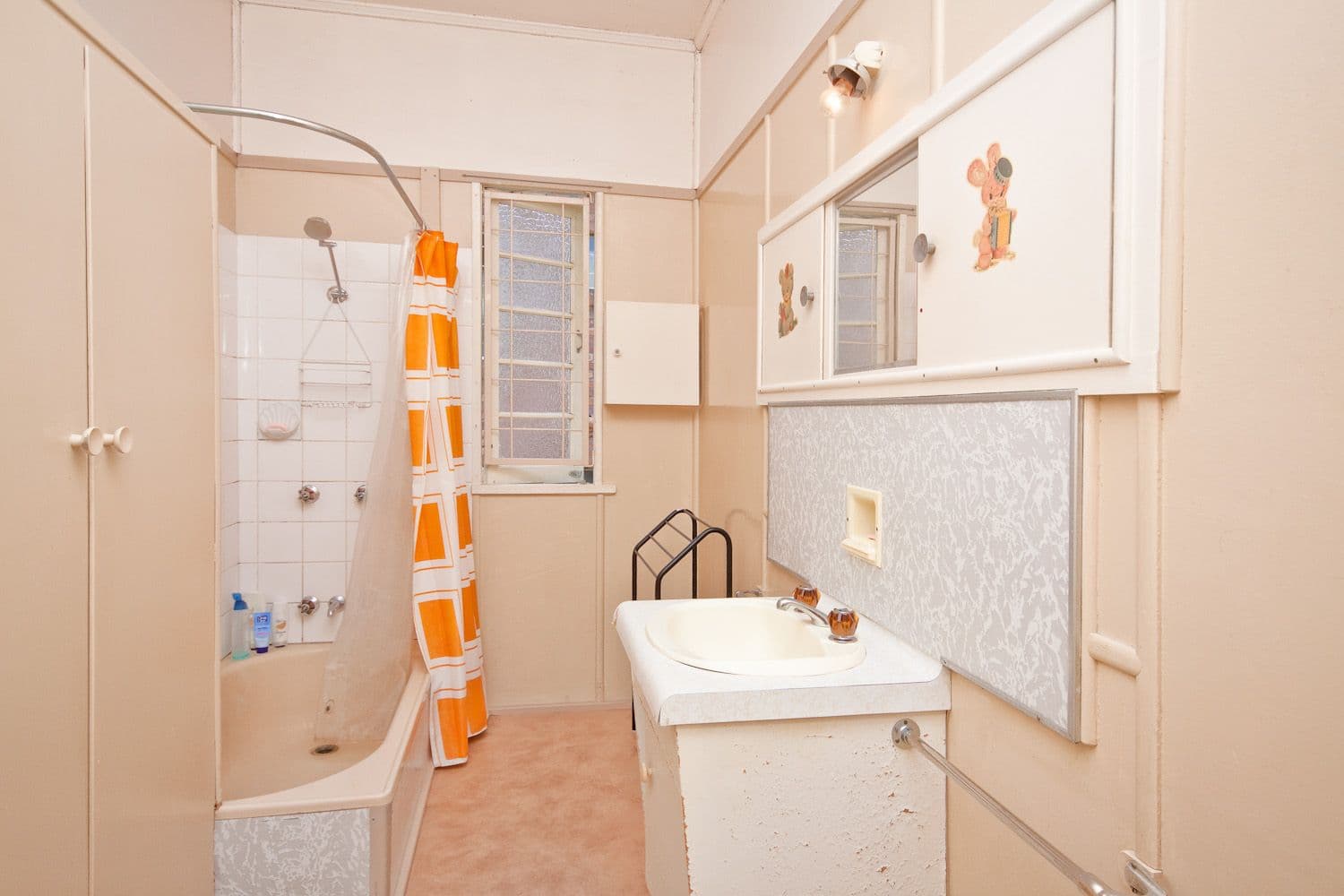 63 Lade Street, GAYTHORNE QLD 4051, Gaythorne - Thumbnail 4
