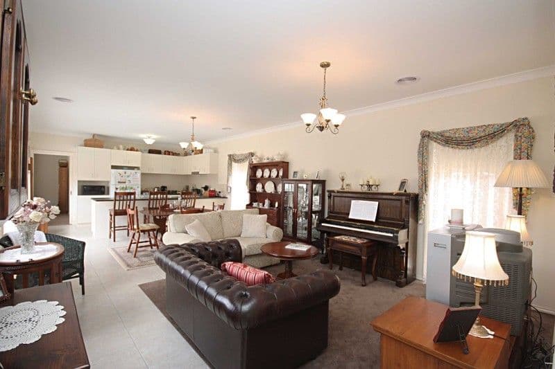 22 Chambers Court, MARSHALL VIC 3216, Marshall - Thumbnail 3