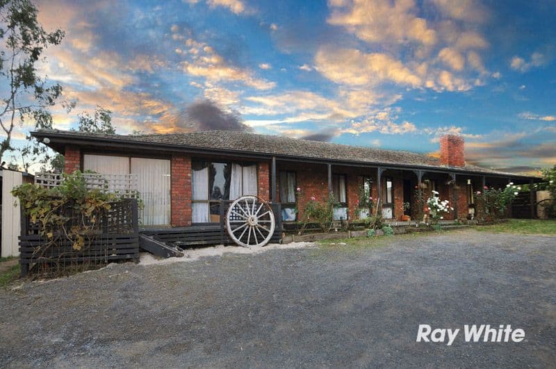34 Oaktree Drive, HAMPTON PARK VIC 3976, Hampton Park - Image 1