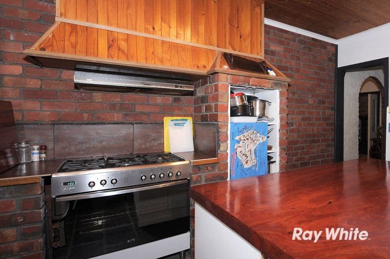 34 Oaktree Drive, HAMPTON PARK VIC 3976, Hampton Park - Thumbnail 3
