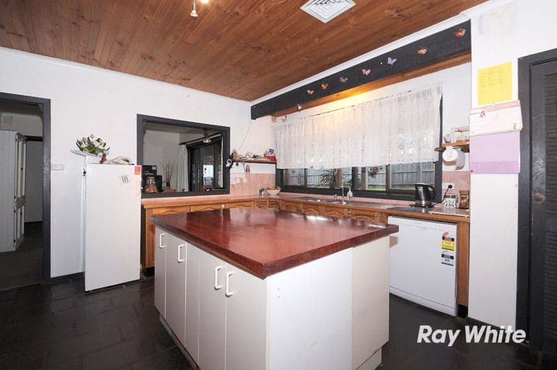 34 Oaktree Drive, HAMPTON PARK VIC 3976, Hampton Park - Thumbnail 5
