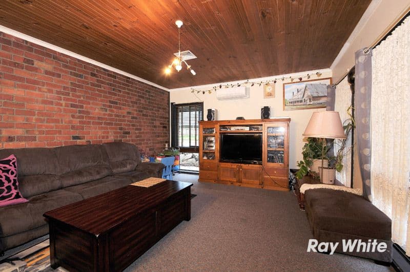34 Oaktree Drive, HAMPTON PARK VIC 3976, Hampton Park - Thumbnail 6