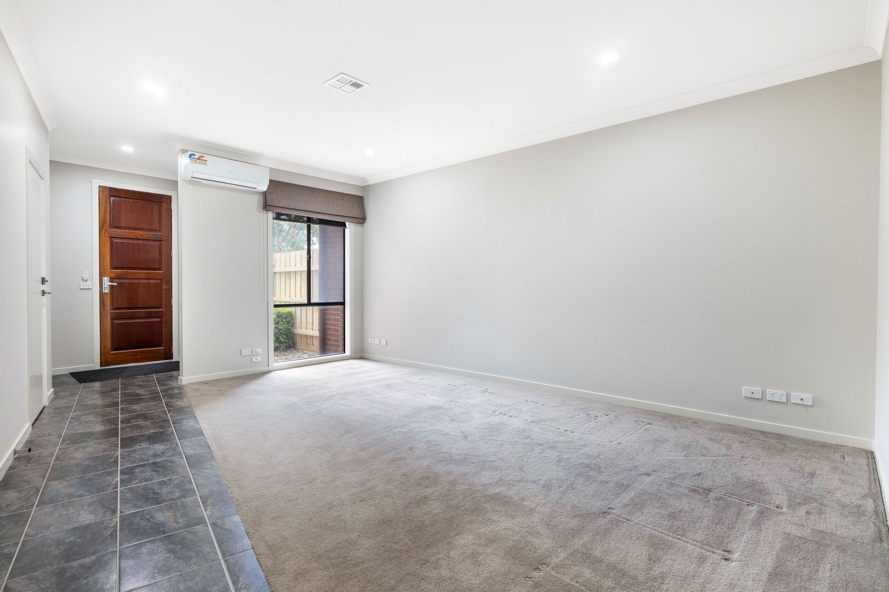 52 Birdwood Avenue, Dandenong VIC 3175, Dandenong - Thumbnail 2