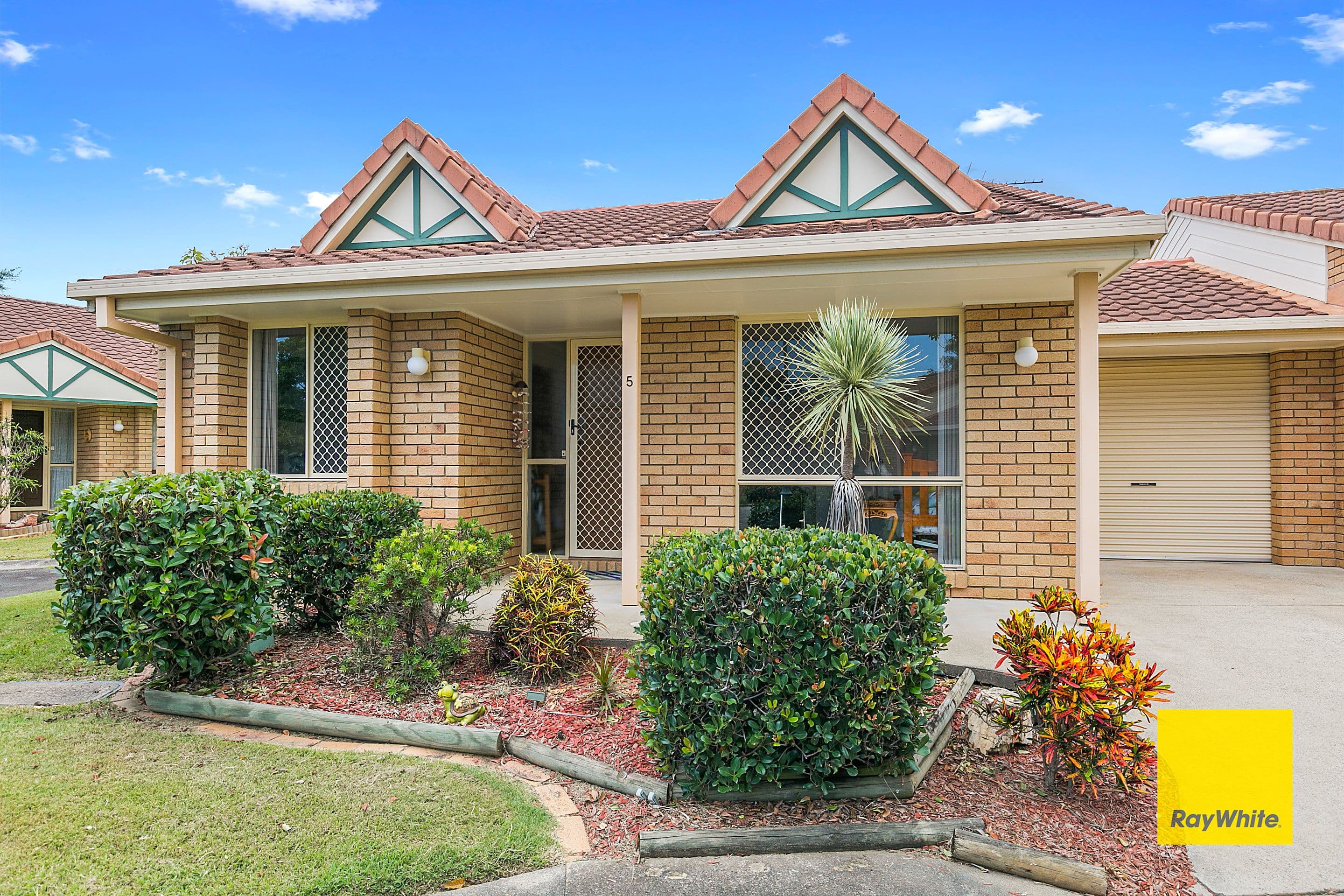 75 Crawford Road, Wynnum West QLD 4178, Wynnum West - Image 1