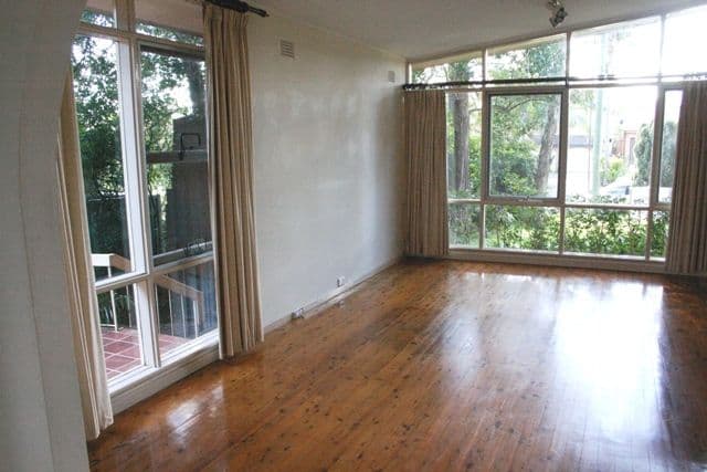 12 Oxley Avenue, CASTLE HILL NSW 2154, Castle Hill - Thumbnail 3