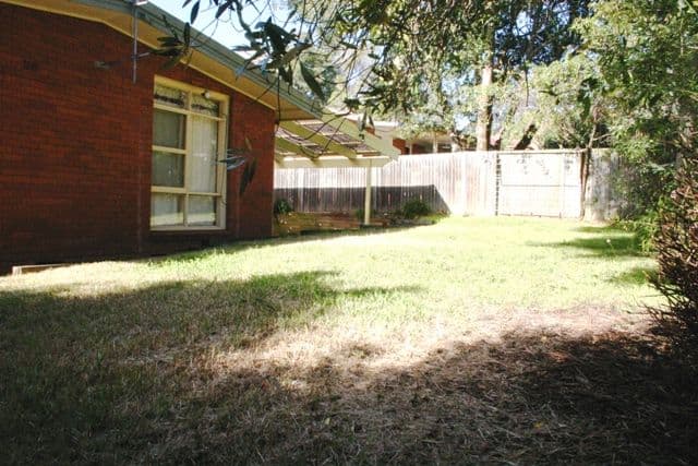 12 Oxley Avenue, CASTLE HILL NSW 2154, Castle Hill - Thumbnail 4