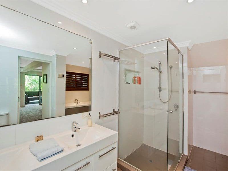 161 Ocean Parade, BURLEIGH HEADS QLD 4220, Burleigh Heads - Thumbnail 6