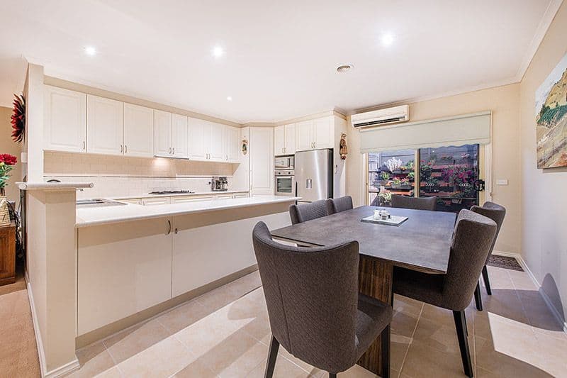 18 Portrush Terrace, Cranbourne VIC 3977, Cranbourne - Thumbnail 4