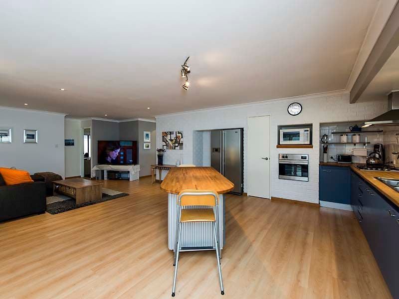 24 Caffra Close, Warnbro WA 6169, Warnbro - Thumbnail 7