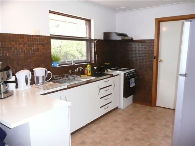 6 Minnipa Drive, HALLETT COVE SA 5158, Hallett Cove - Thumbnail 5