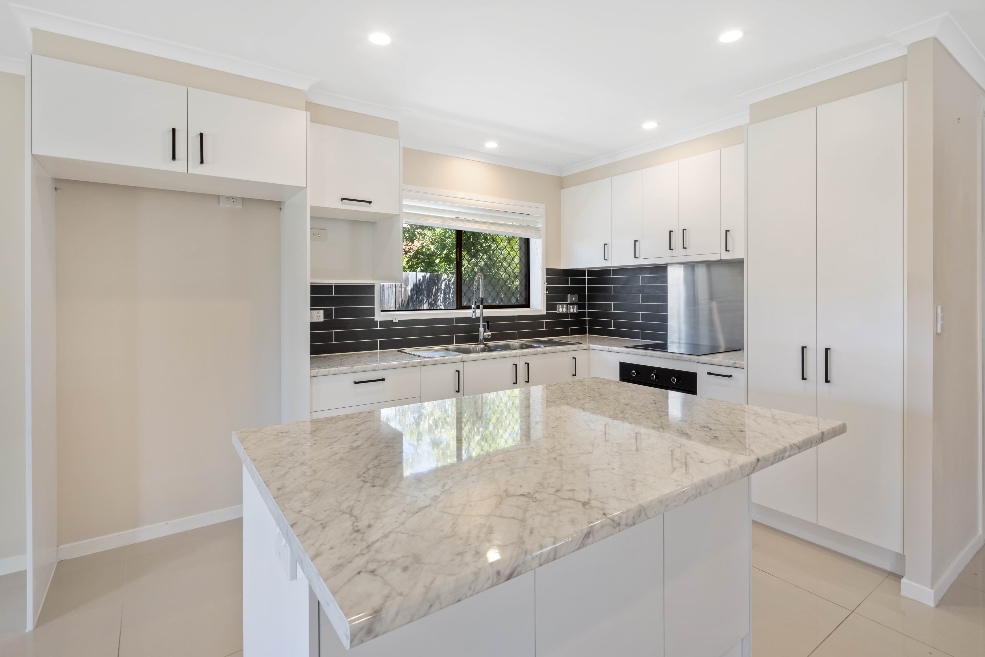 301 Nicklin Way, Warana QLD 4575, Warana - Thumbnail 3