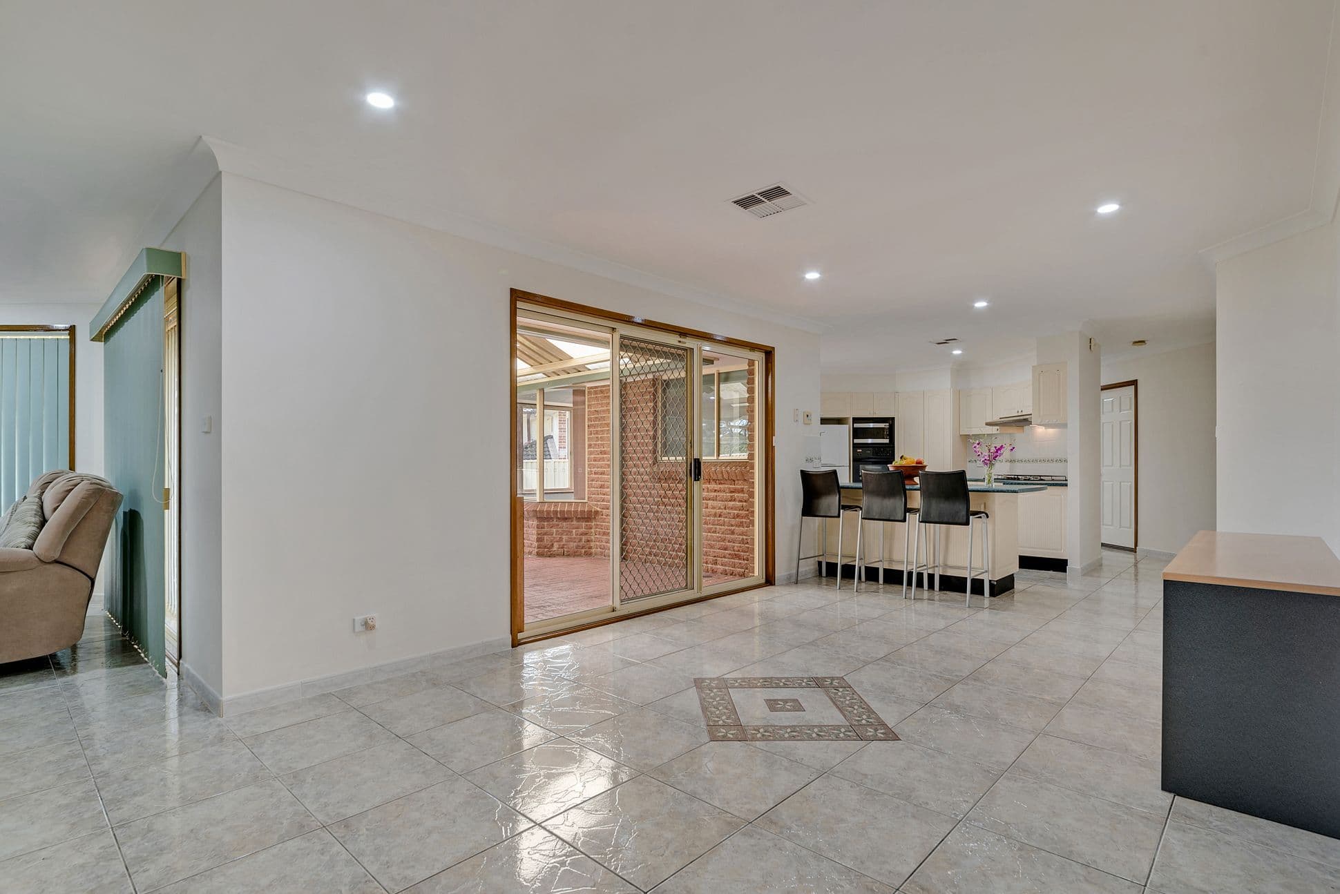 Eagle Vale NSW 2558, Eagle Vale - Thumbnail 4