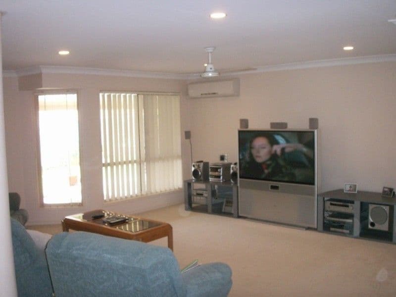 12 Rimatara Ri, PACIFIC PINES QLD 4211, Pacific Pines - Thumbnail 6