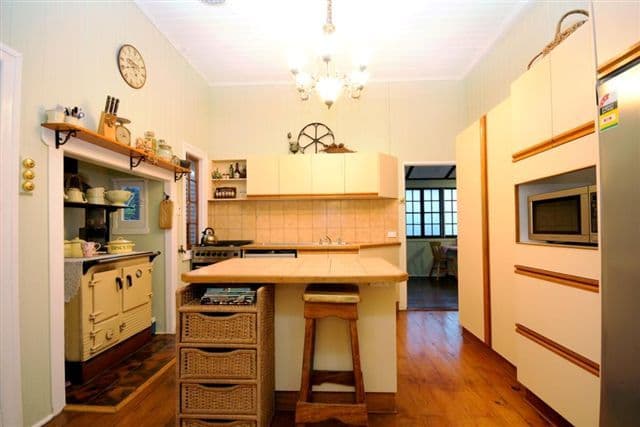 11 Hoey Street, KEARNEYS SPRING QLD 4350, Kearneys Spring - Thumbnail 4