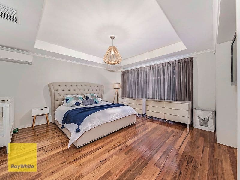 4 Pexton Drive, South Guildford WA 6055, South Guildford - Thumbnail 5