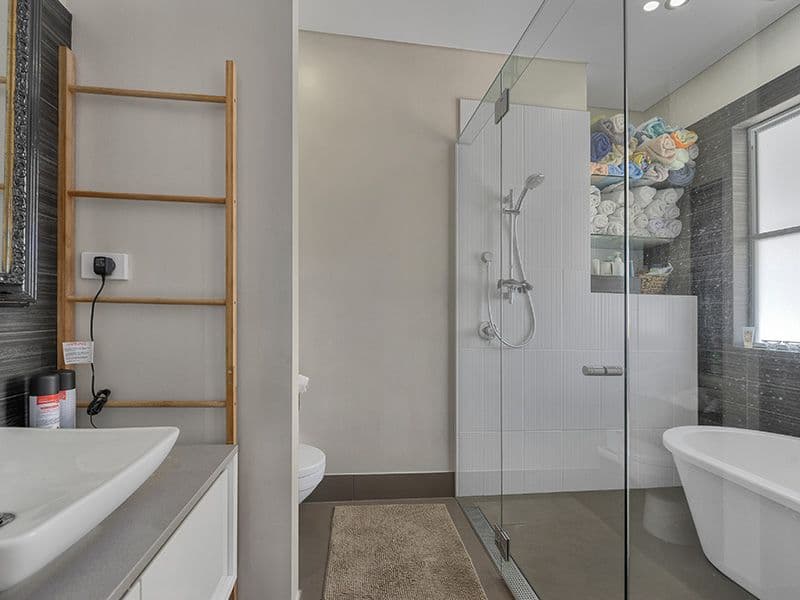 35 Allenby Street, Spring Hill QLD 4000, Spring Hill - Thumbnail 2