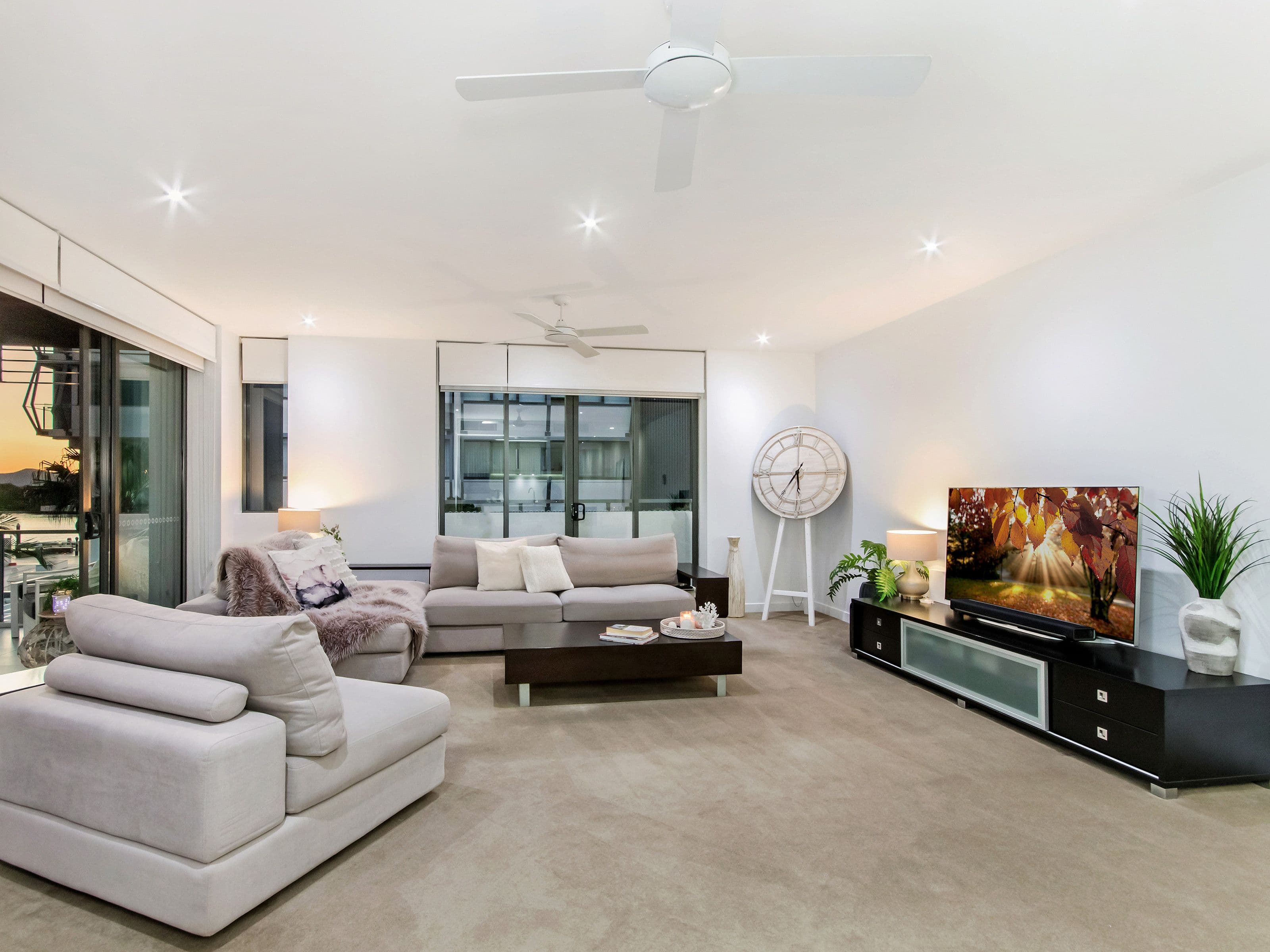 2 Sunset Avenue, Paradise Point QLD 4216, Paradise Point - Thumbnail 4