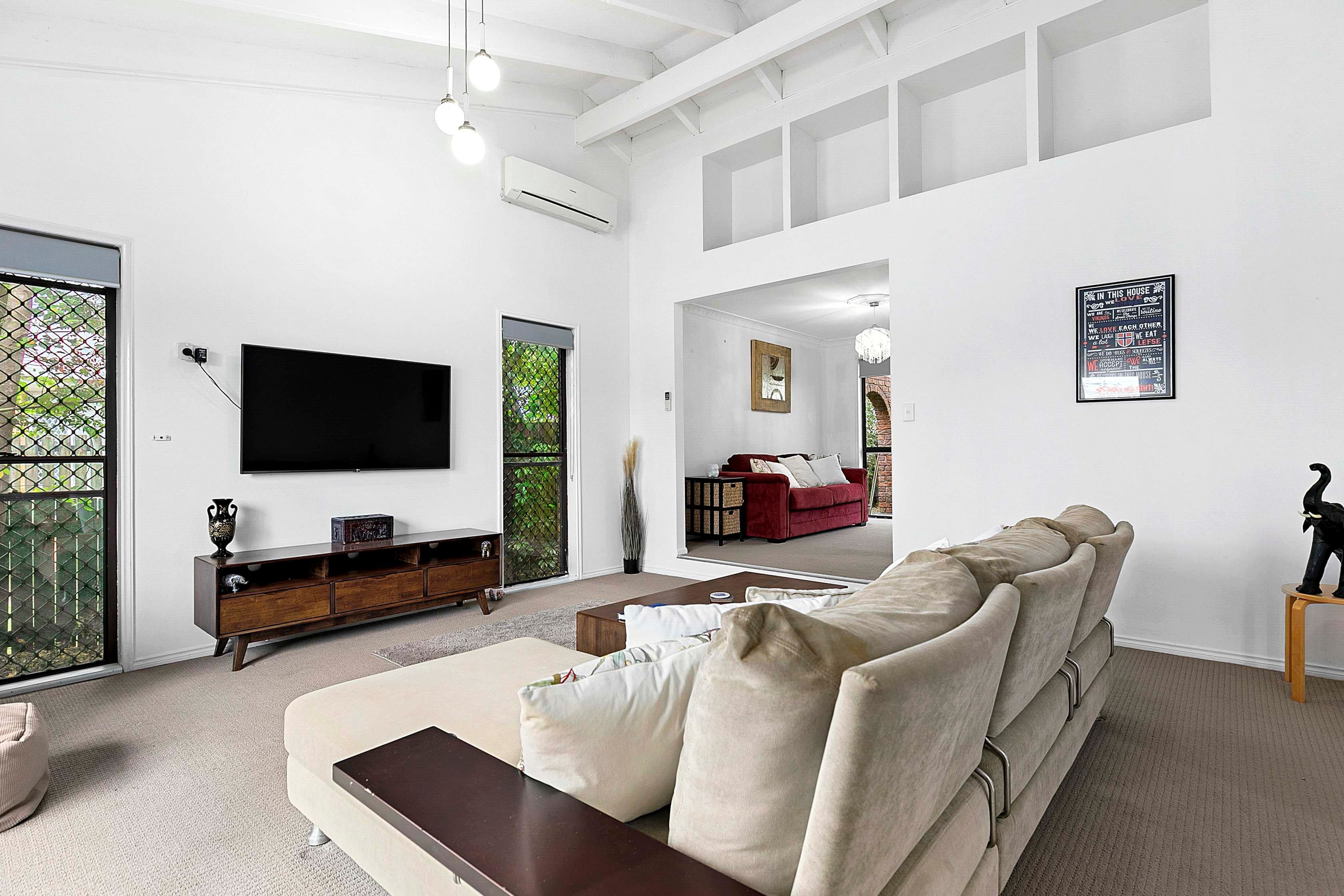 91 Oleander Avenue, Kawungan QLD 4655, Kawungan - Thumbnail 5