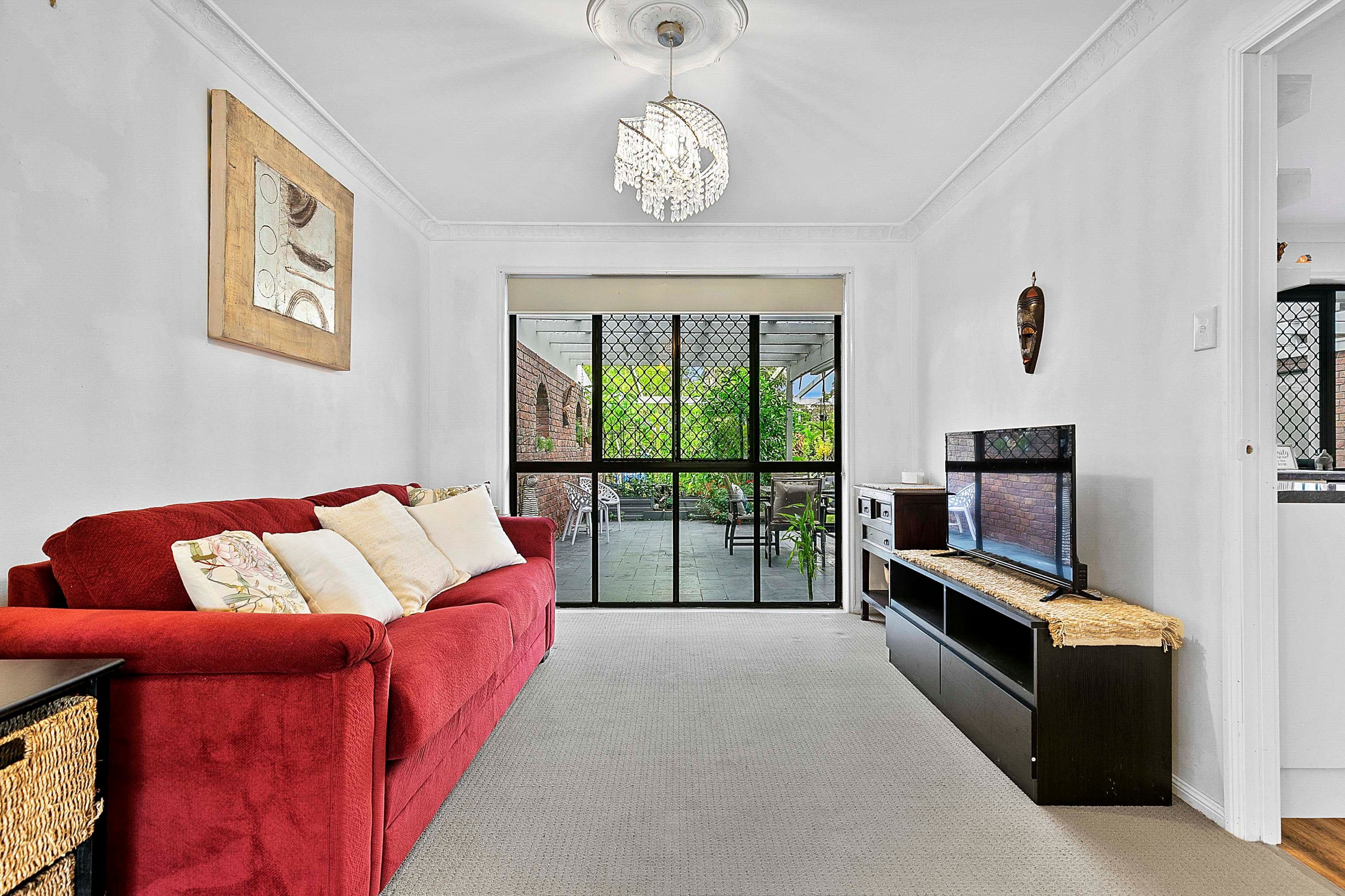91 Oleander Avenue, Kawungan QLD 4655, Kawungan - Thumbnail 6