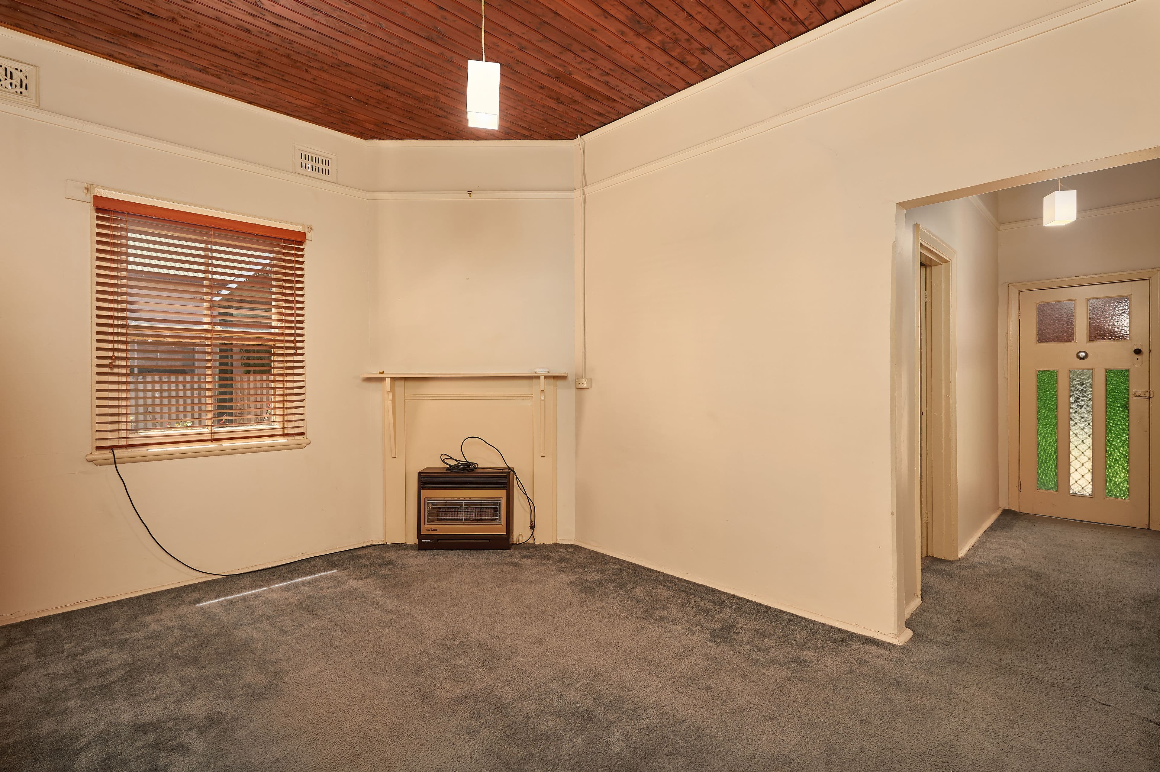 94 Trail Street, Wagga Wagga - Thumbnail 2