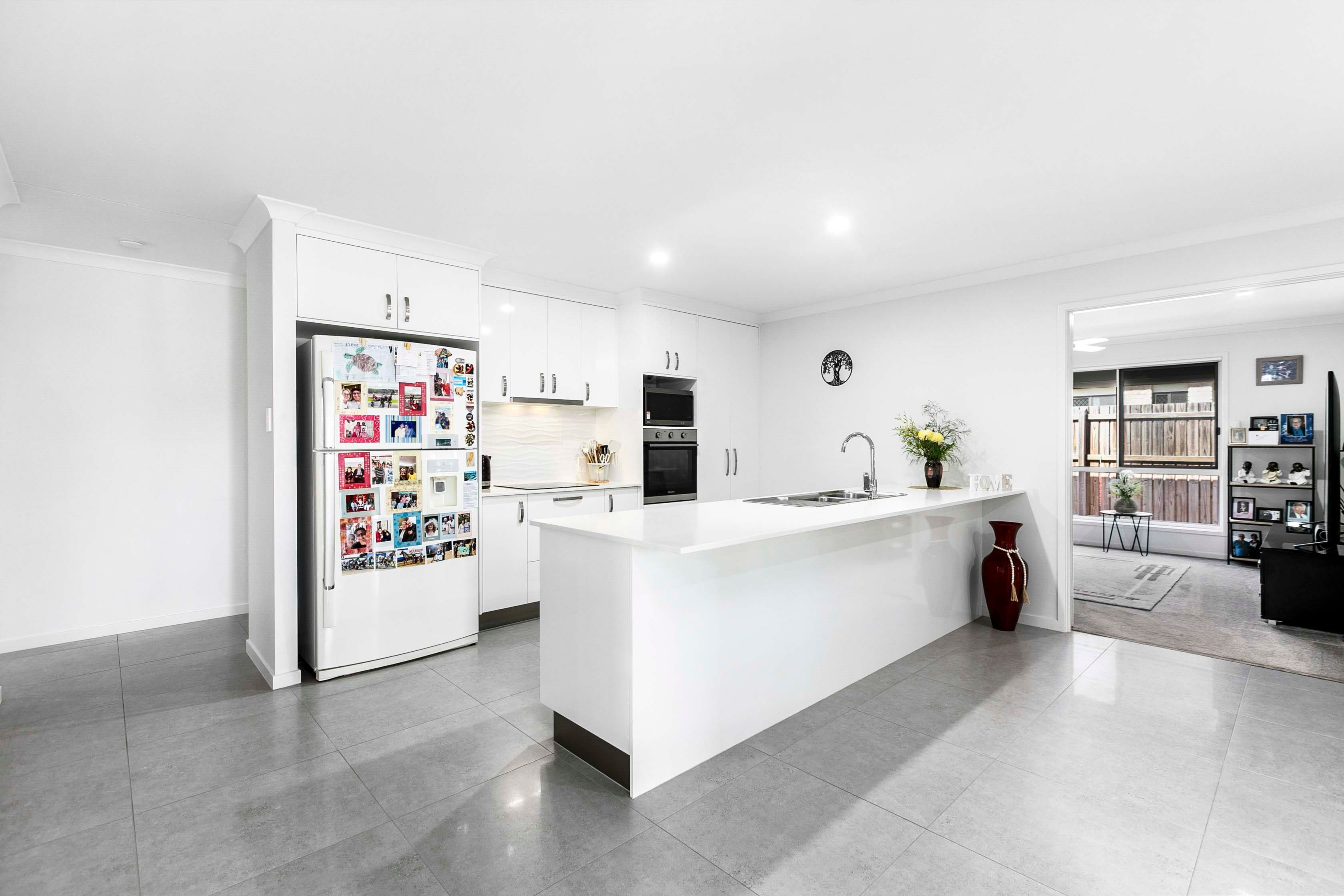 6 Banbury Court, Urraween QLD 4655, Urraween - Thumbnail 3