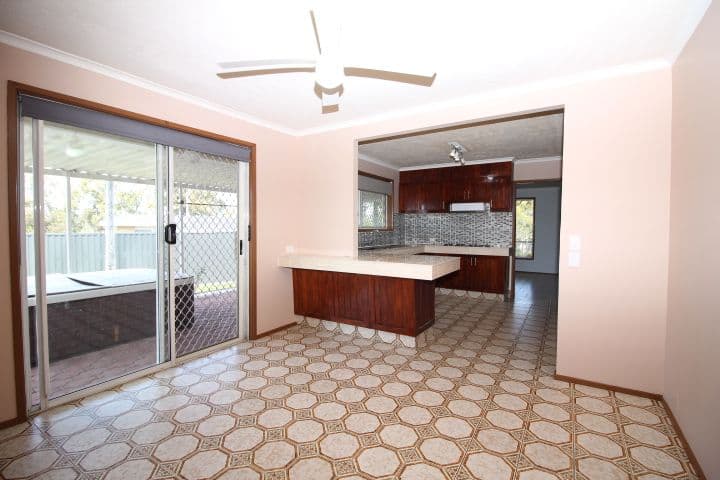 3 FORREST Avenue, Molendinar QLD 4214, Molendinar - Thumbnail 4