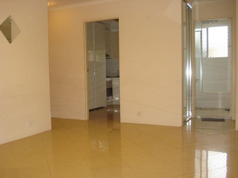109/3 Sunset Blvd, Surfers Paradise, QLD, 4217, Surfers Paradise - Thumbnail 2