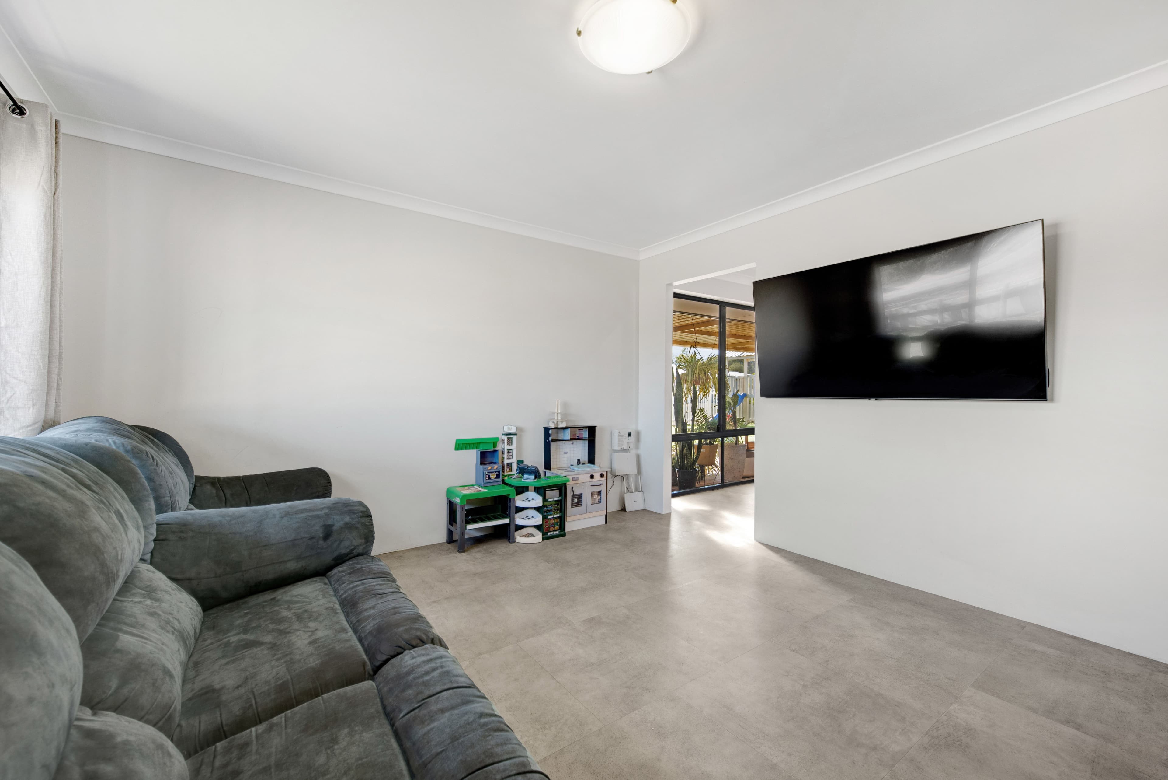 88 Bellimos Drive, Wandina WA 6530, Wandina - Thumbnail 4