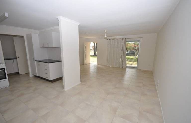 21 Lyngrove Street, Kingston QLD 4114, Kingston - Thumbnail 6