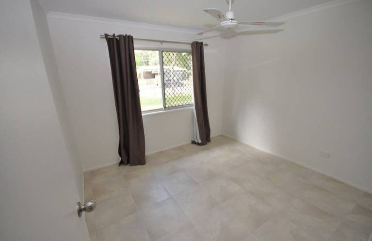 21 Lyngrove Street, Kingston QLD 4114, Kingston - Thumbnail 8