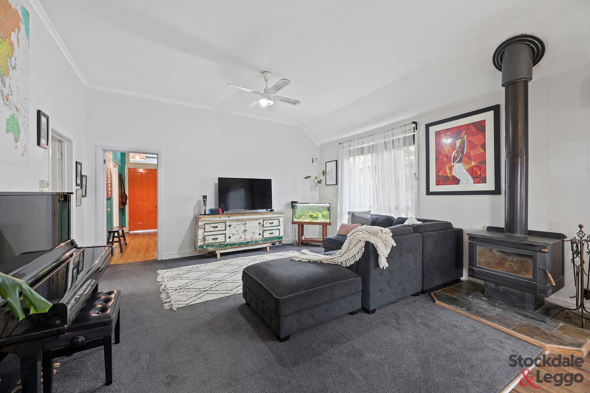 12 Railway Road, THORPDALE VIC 3835, Thorpdale - Thumbnail 5