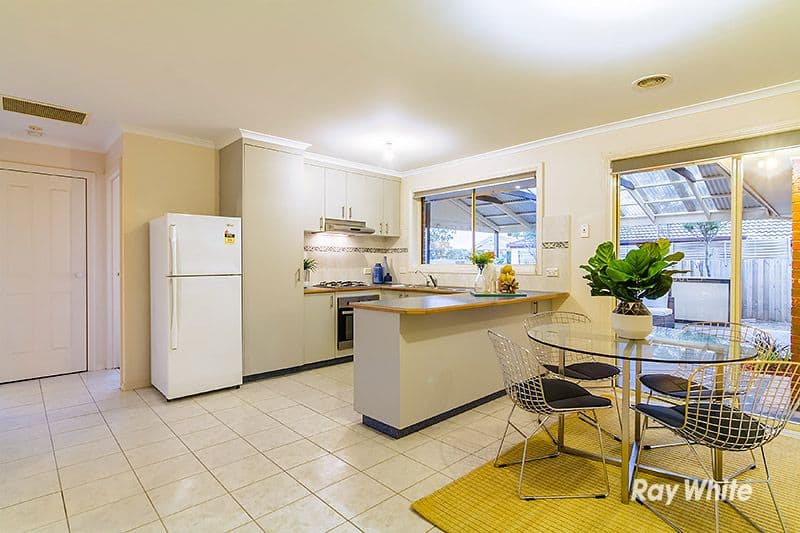 73 Hutchinson Drive, Lynbrook VIC 3975, Lynbrook - Thumbnail 3