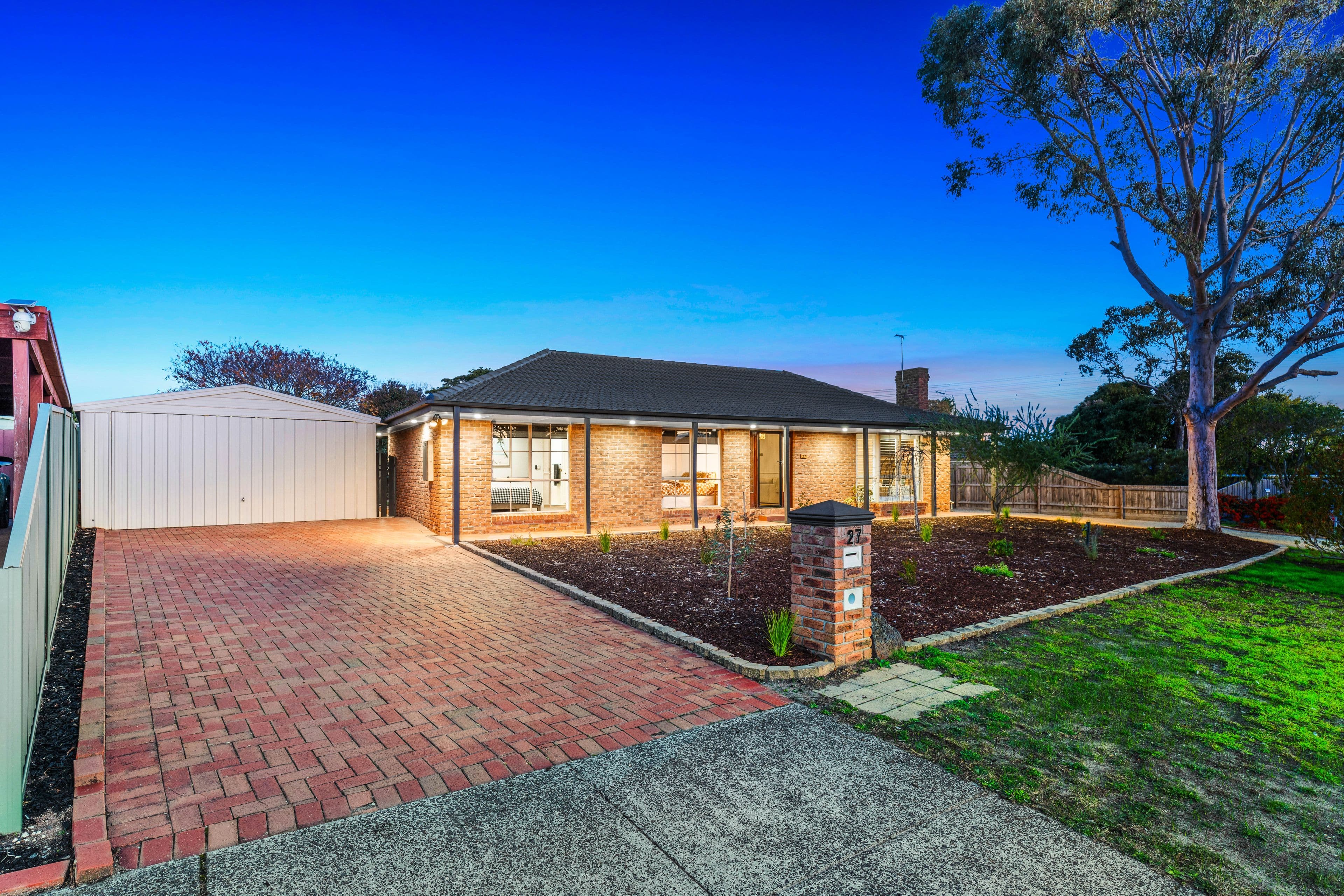 27 Strafford Avenue, Cranbourne VIC 3977, Cranbourne - Thumbnail 4