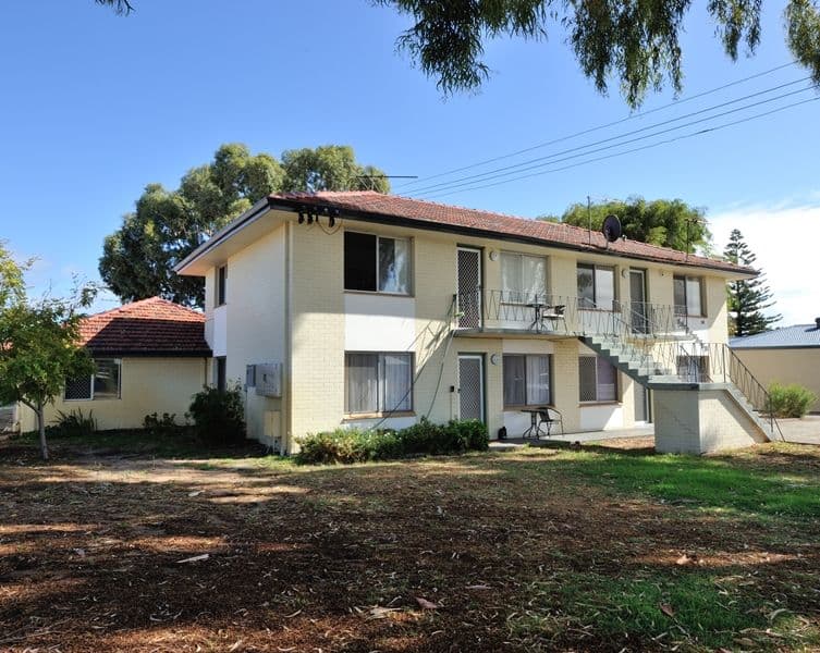18 Waller Street, Rockingham WA 6168, Rockingham - Image 1