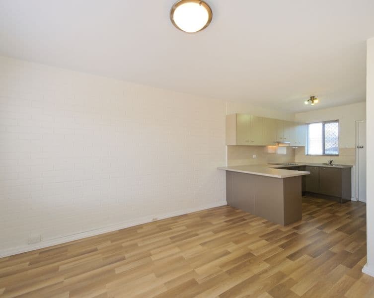 18 Waller Street, Rockingham WA 6168, Rockingham - Thumbnail 4