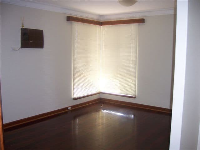 112 Fremantle Road, GOSNELLS WA 6110, Gosnells - Thumbnail 3