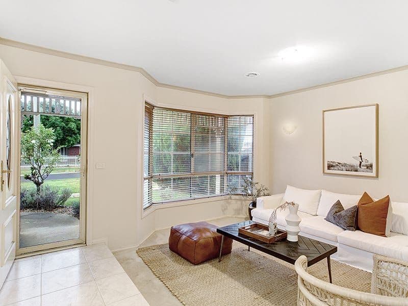 19 Davis Court, Altona Meadows VIC 3028, Altona Meadows - Thumbnail 2