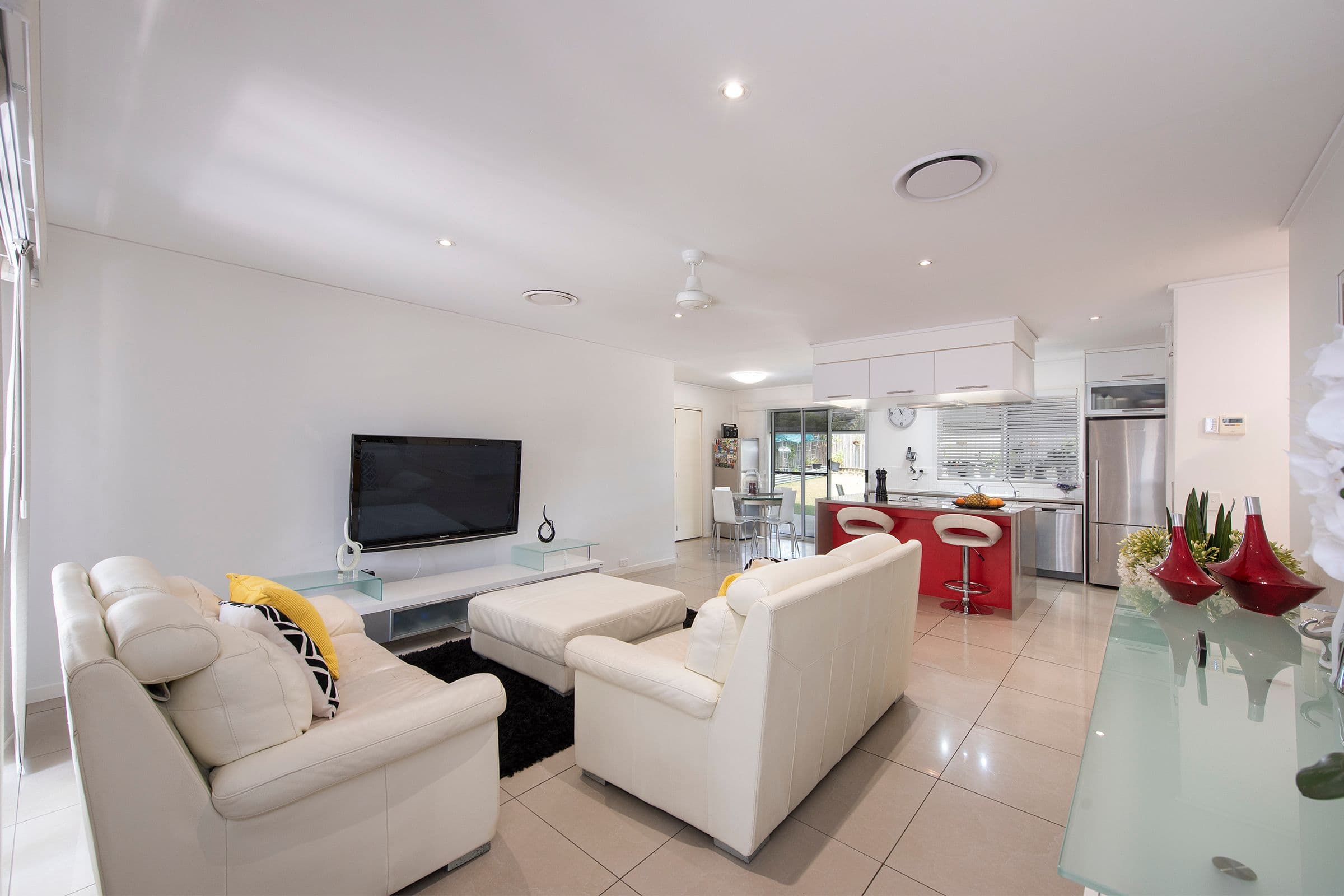 18 Bedser Street, Macgregor QLD 4109, Macgregor - Thumbnail 2