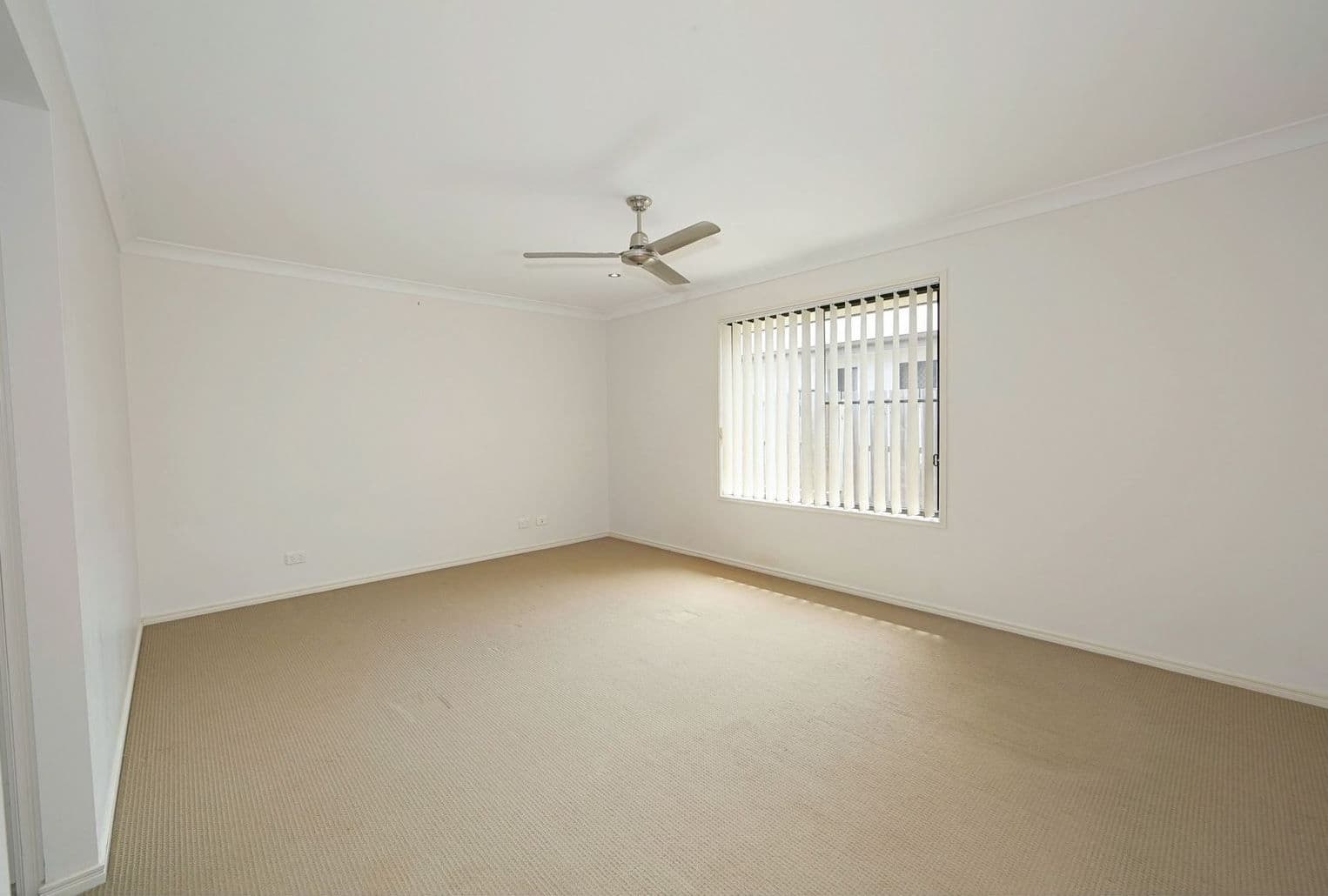 13 Colyton Street, Torquay QLD 4655, Torquay - Thumbnail 5