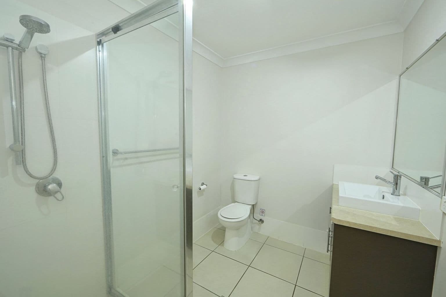 13 Colyton Street, Torquay QLD 4655, Torquay - Thumbnail 6