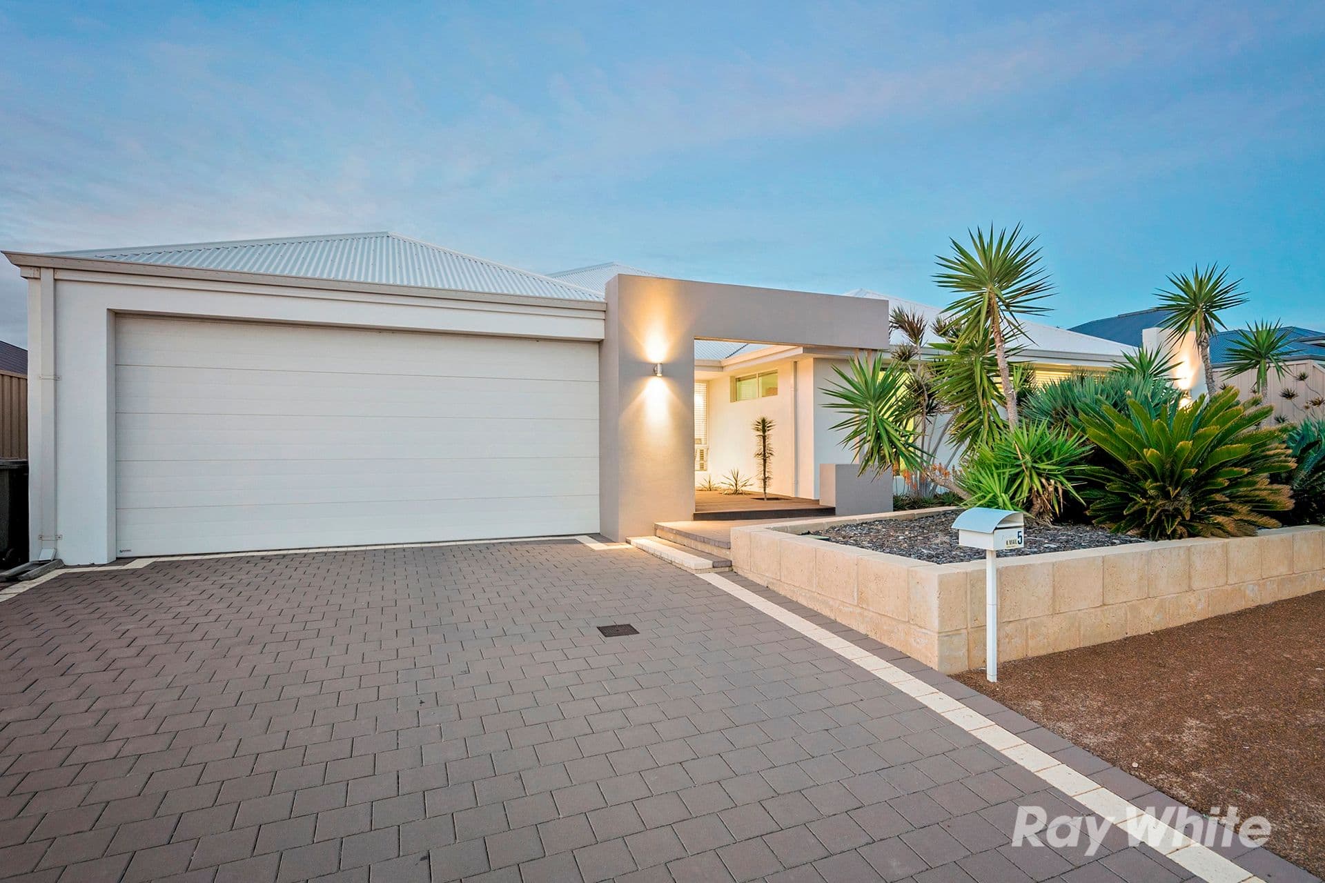 5 Spindrift Vista, Glenfield WA 6532, Glenfield - Image 1