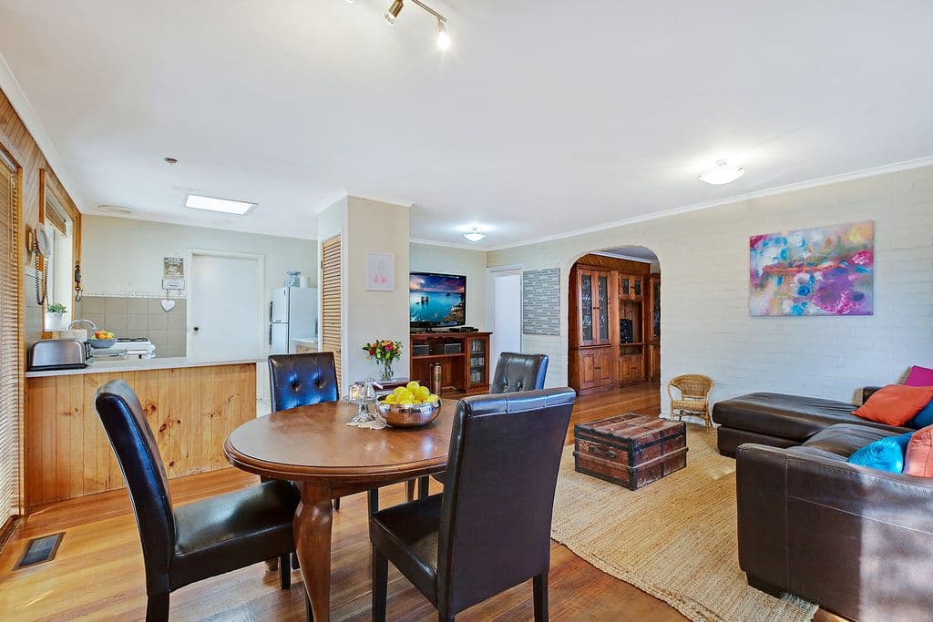 24 Peppercorn Parade, Epping VIC 3076, Epping - Thumbnail 3