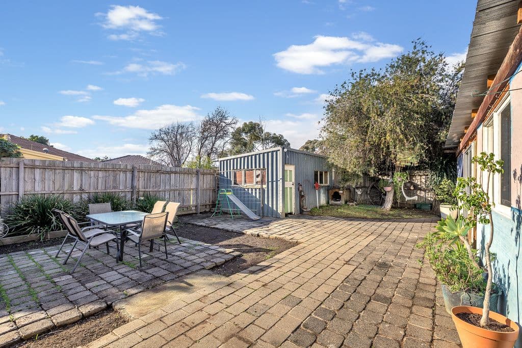 24 Peppercorn Parade, Epping VIC 3076, Epping - Thumbnail 8