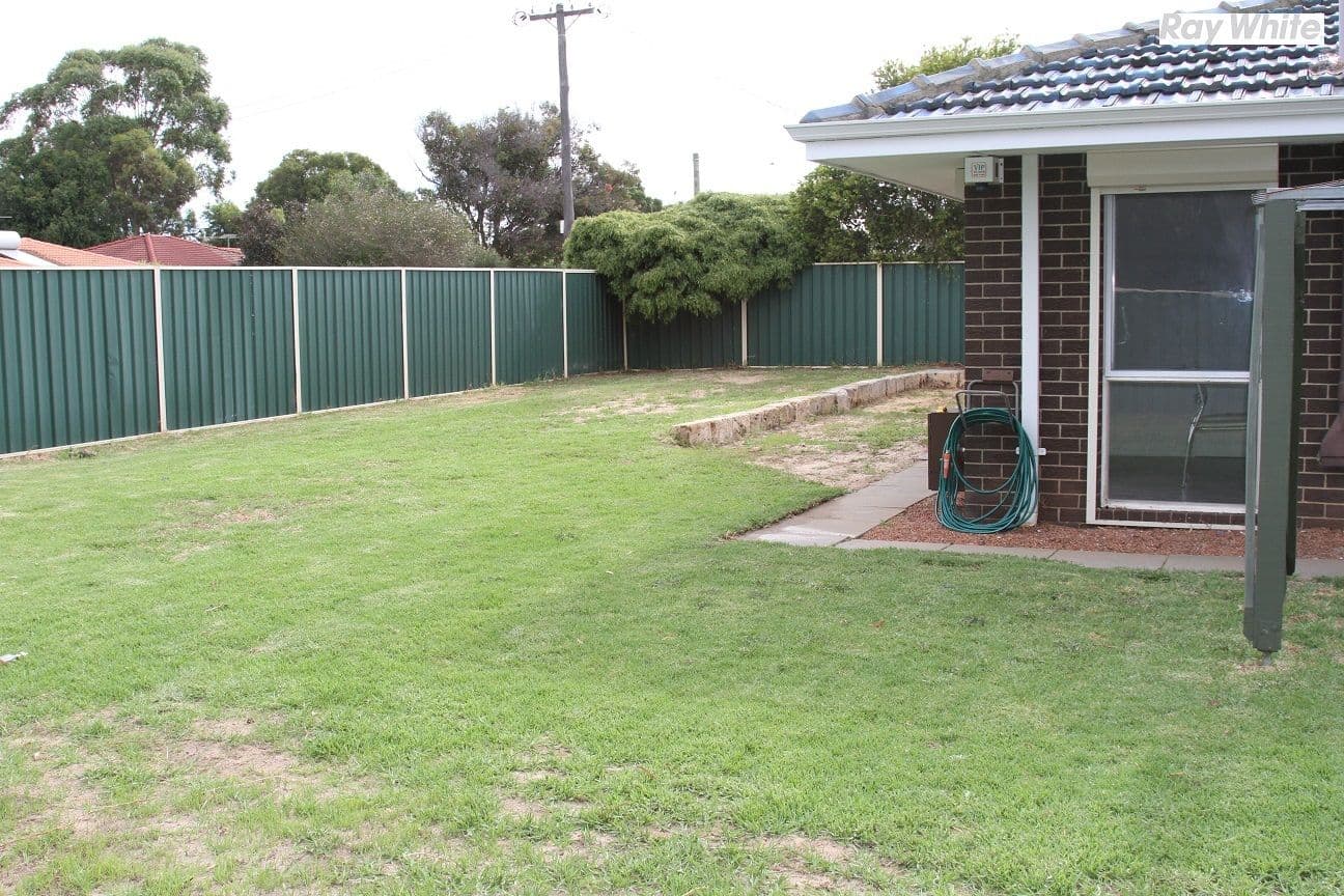 47 Banksia Road, Camillo WA 6111, Camillo - Thumbnail 3